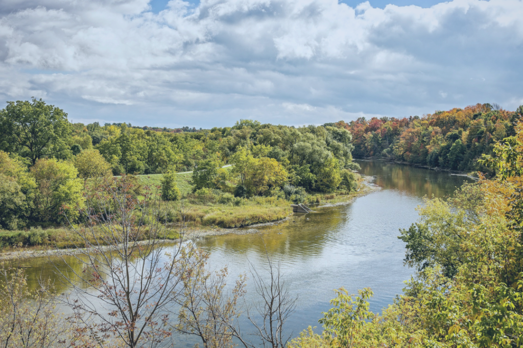Landscape showing the Grand River in Kitchener-Waterloo, the land which is of the Haldimand Tract within the territory of the Neutral, Anishinaabe and Haudenosaunee people.